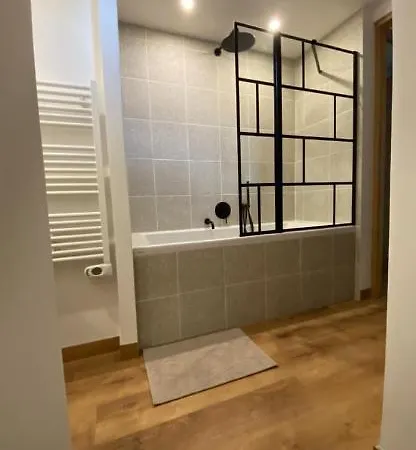 Feriehus Le Refuge Secret 5min Uzes